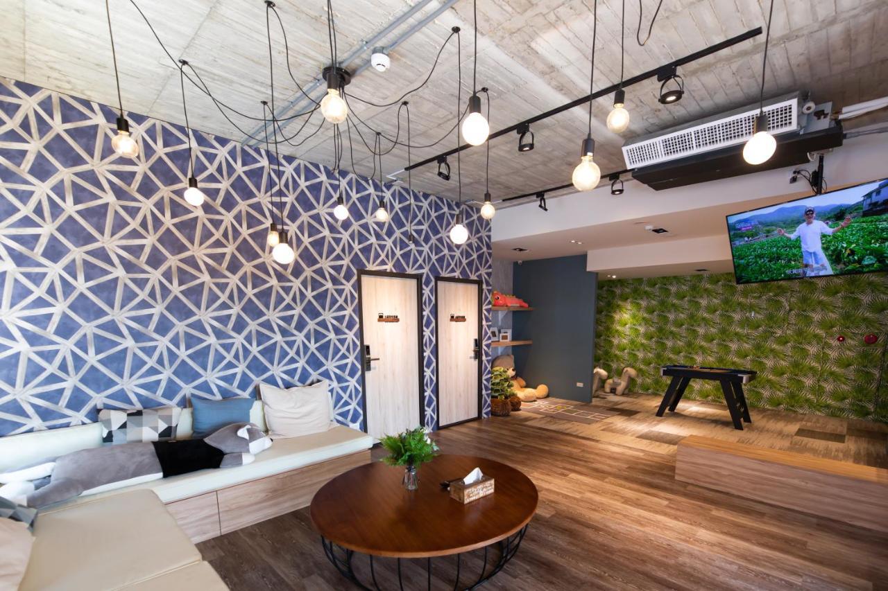 Lovestar Lakeside Hotel - Stars Building Nanwan Luaran gambar