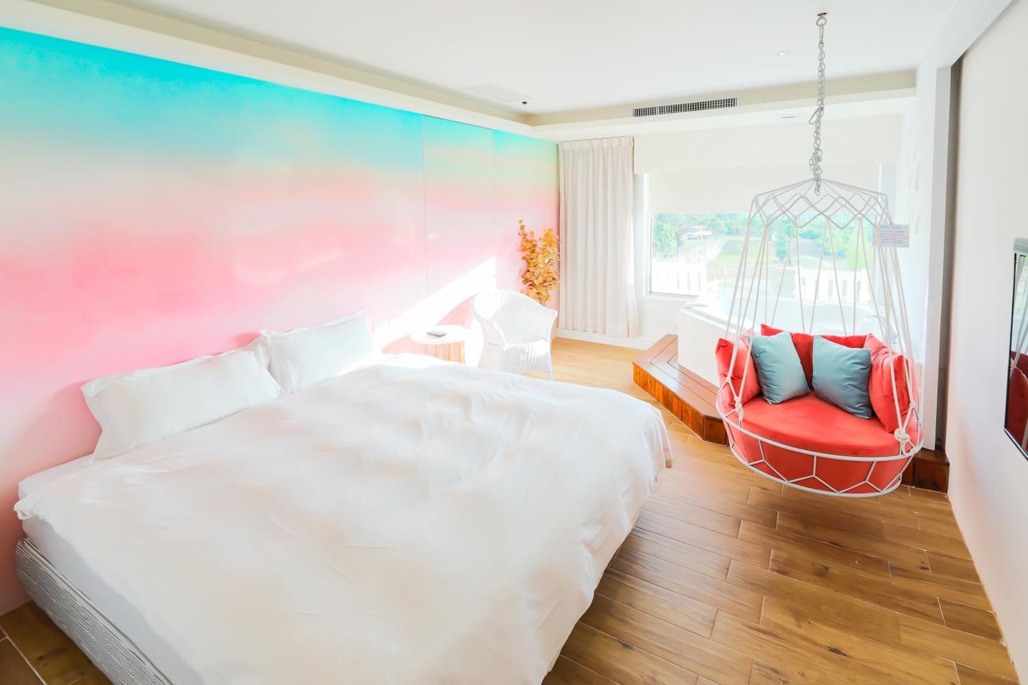 Lovestar Lakeside Hotel - Stars Building Nanwan Bilik gambar